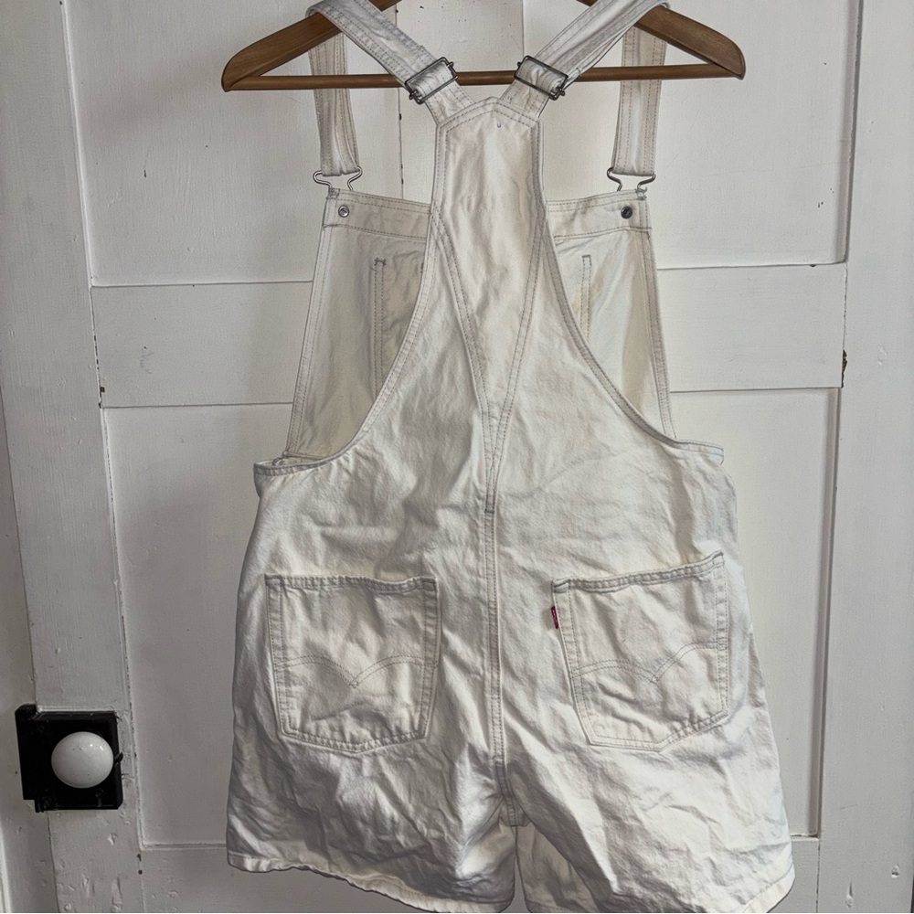 Levi’s White Utility Shorts Overalls Size Medium - Picture 9 of 14